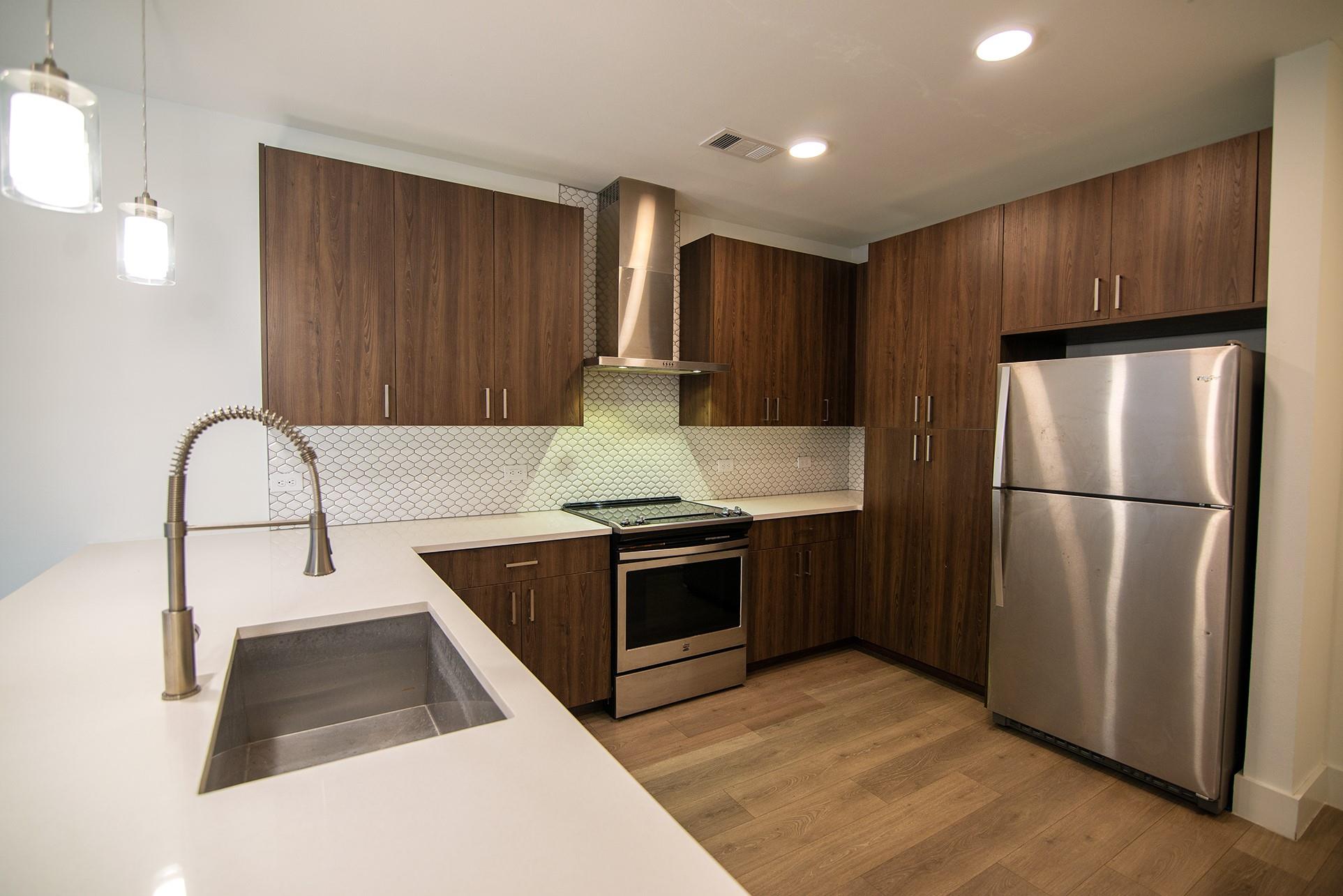 2213 Poquito St # 313, Austin, TX 78722