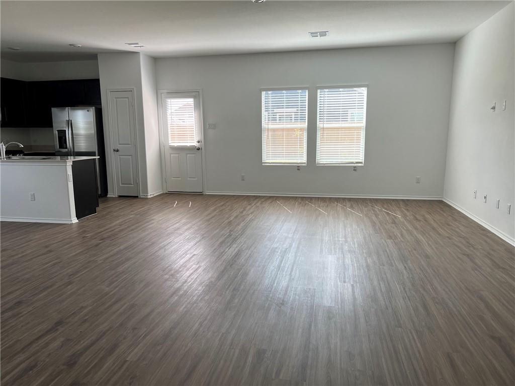 542 Gabbro Gardens, San Marcos, TX 78656