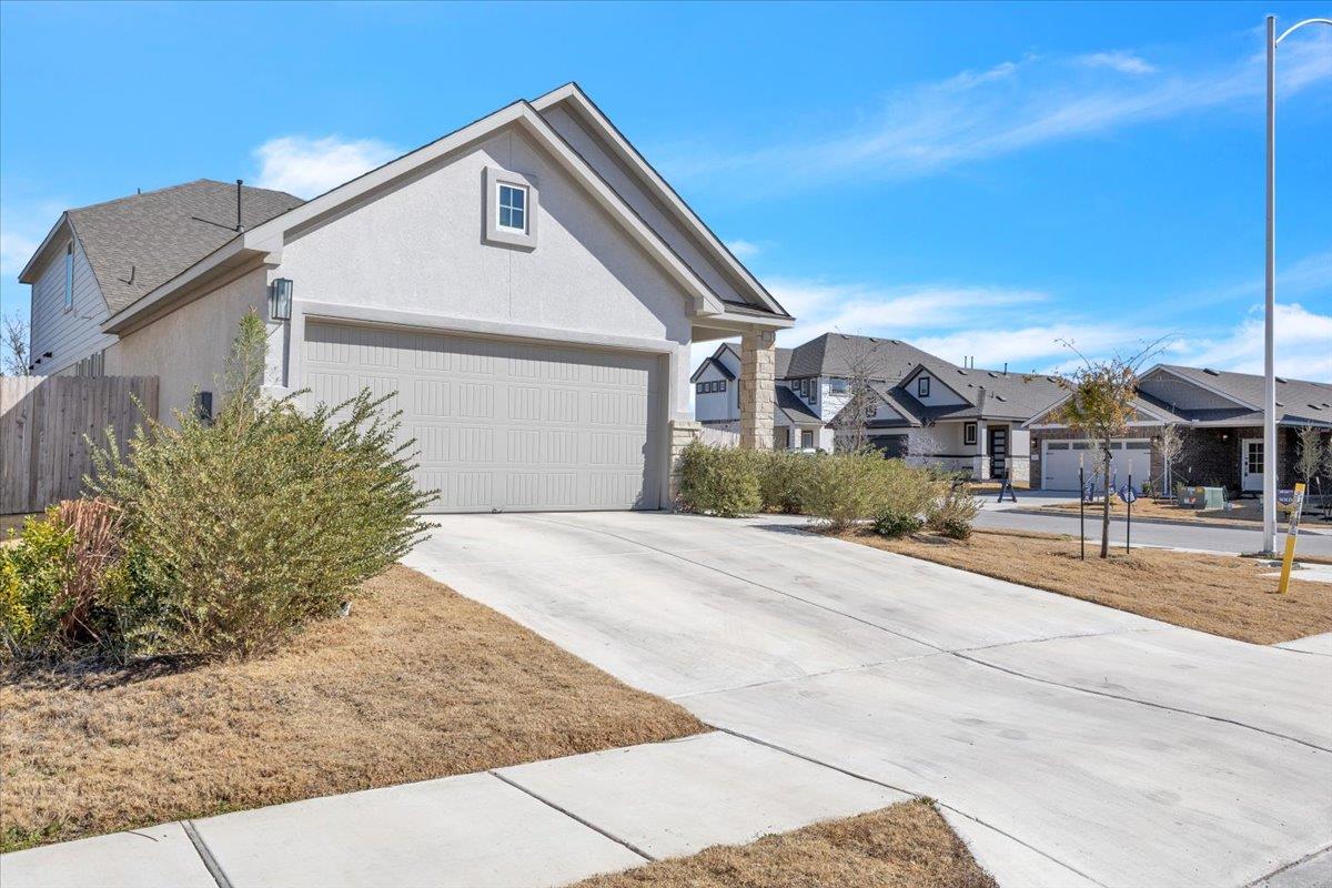 12620 Penguin Path, Manor, TX 78653