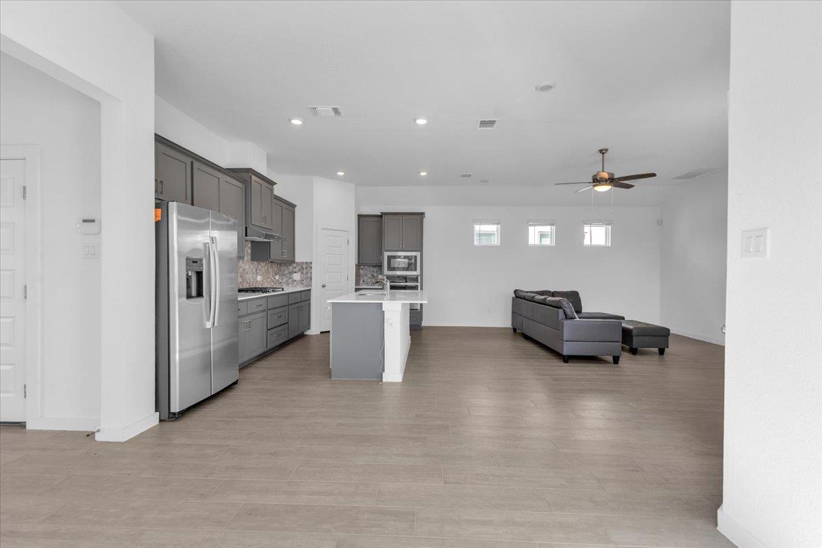 12620 Penguin Path, Manor, TX 78653