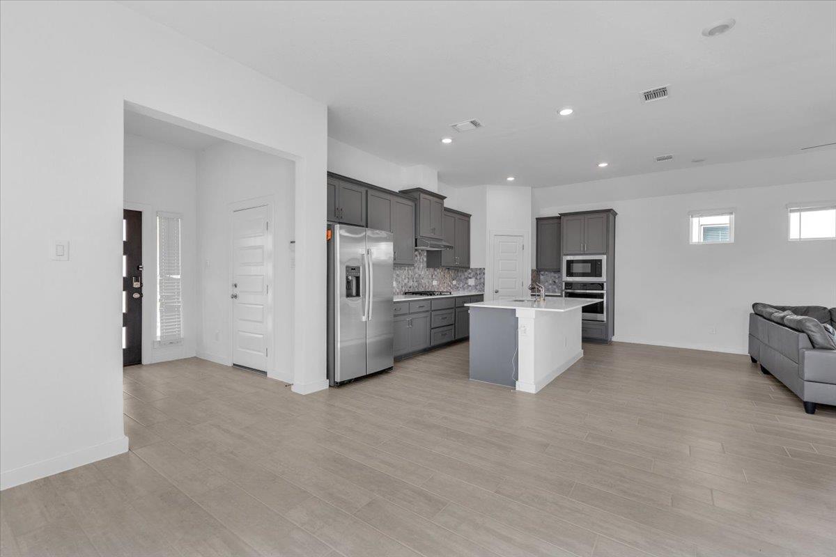 12620 Penguin Path, Manor, TX 78653