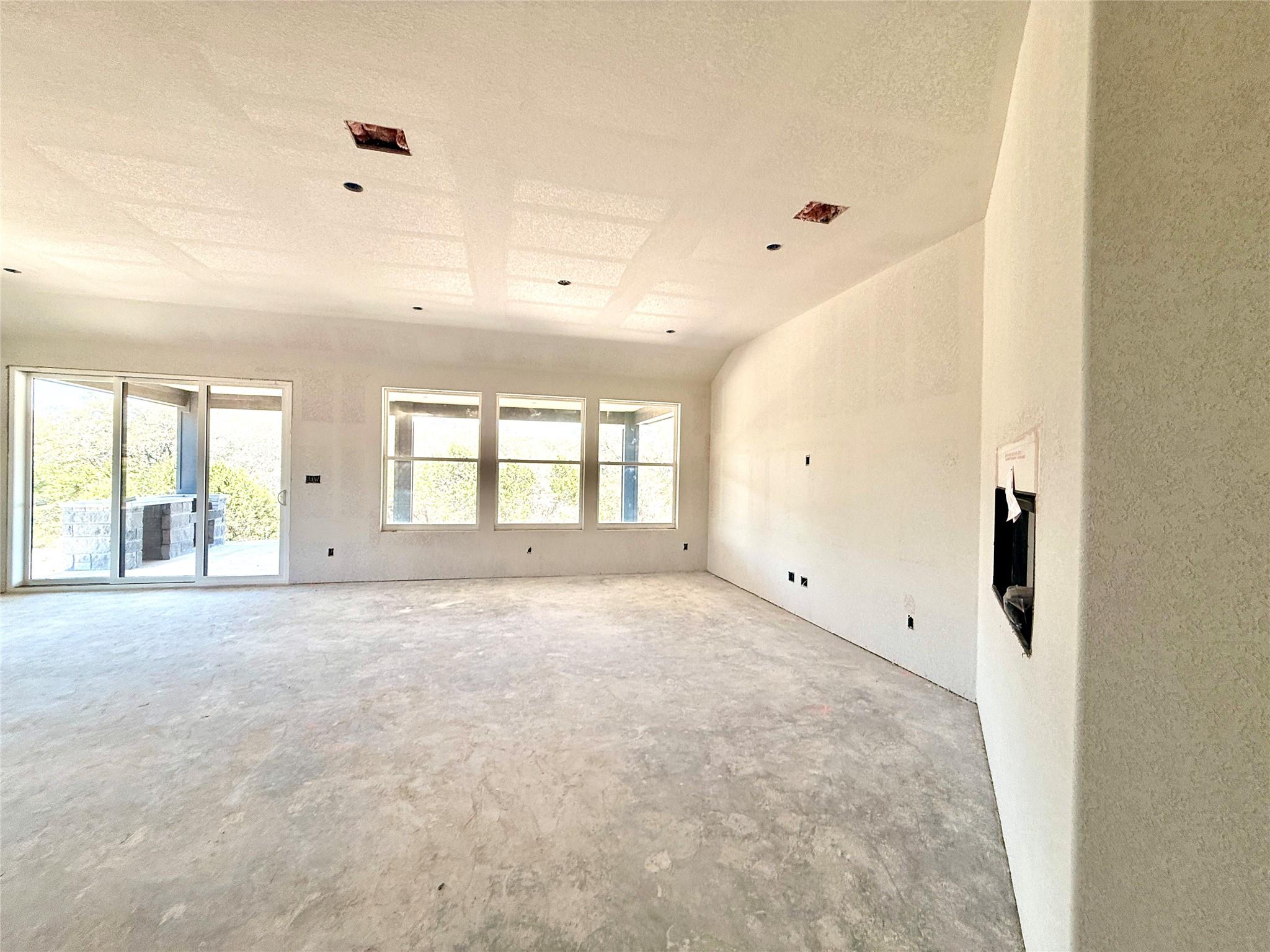 103 Westcreek Dr, Bertram, TX 78605