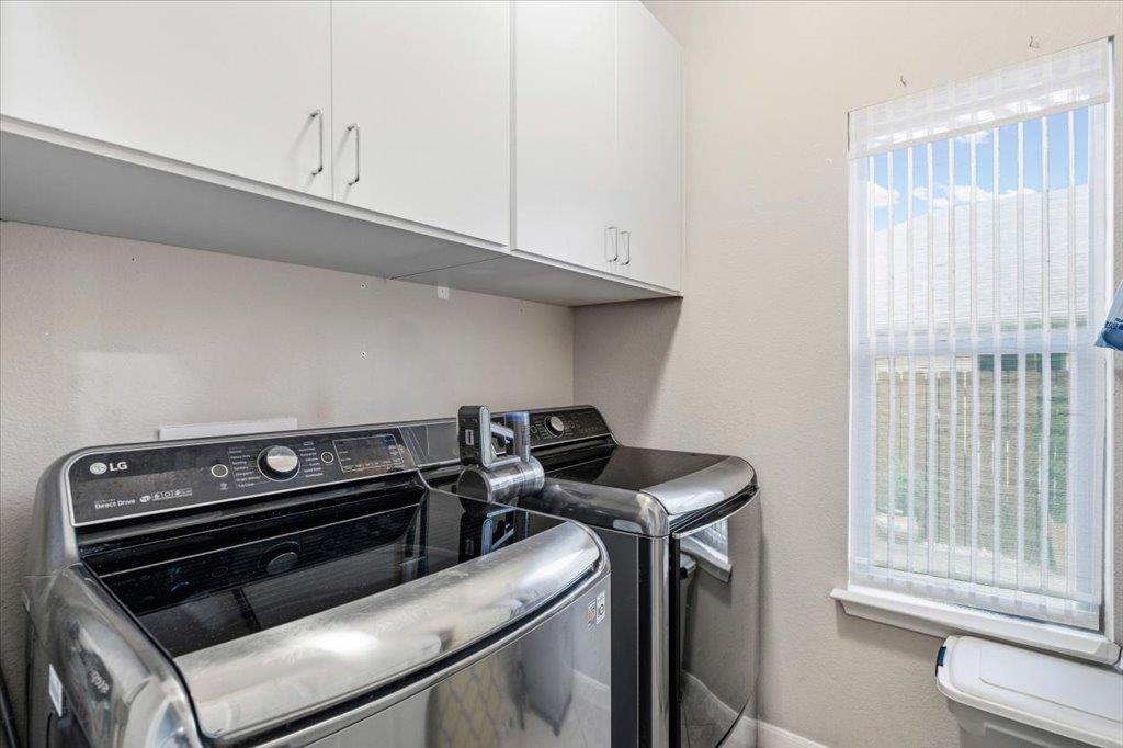 290 Harris Dr, Austin, TX 78737