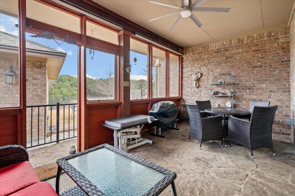 290 Harris Dr, Austin, TX 78737