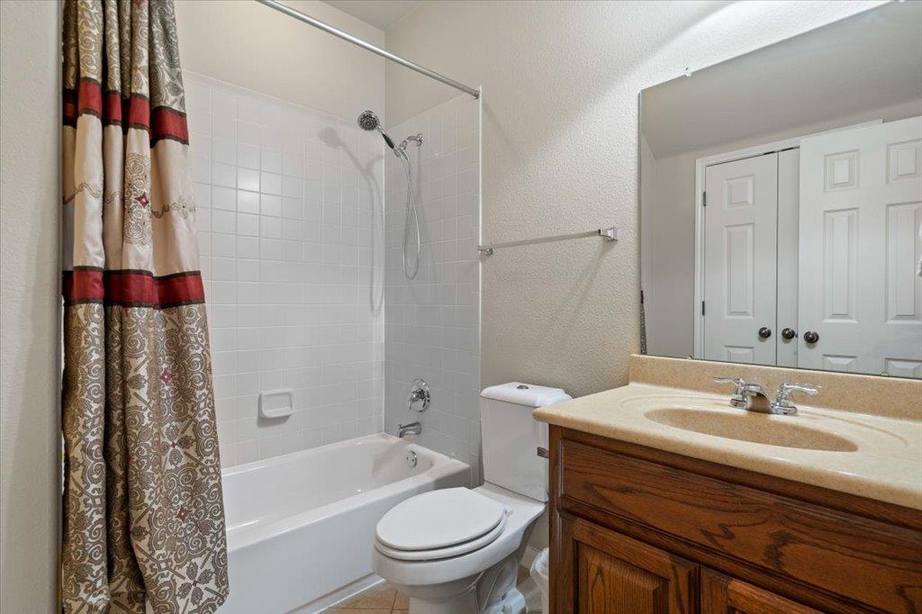 290 Harris Dr, Austin, TX 78737