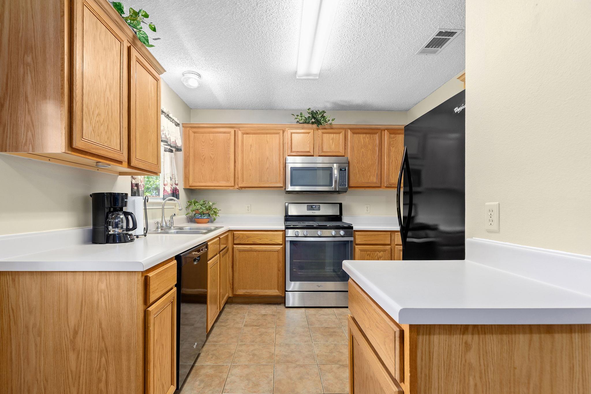 2158 Redwing Way, Round Rock, TX 78664