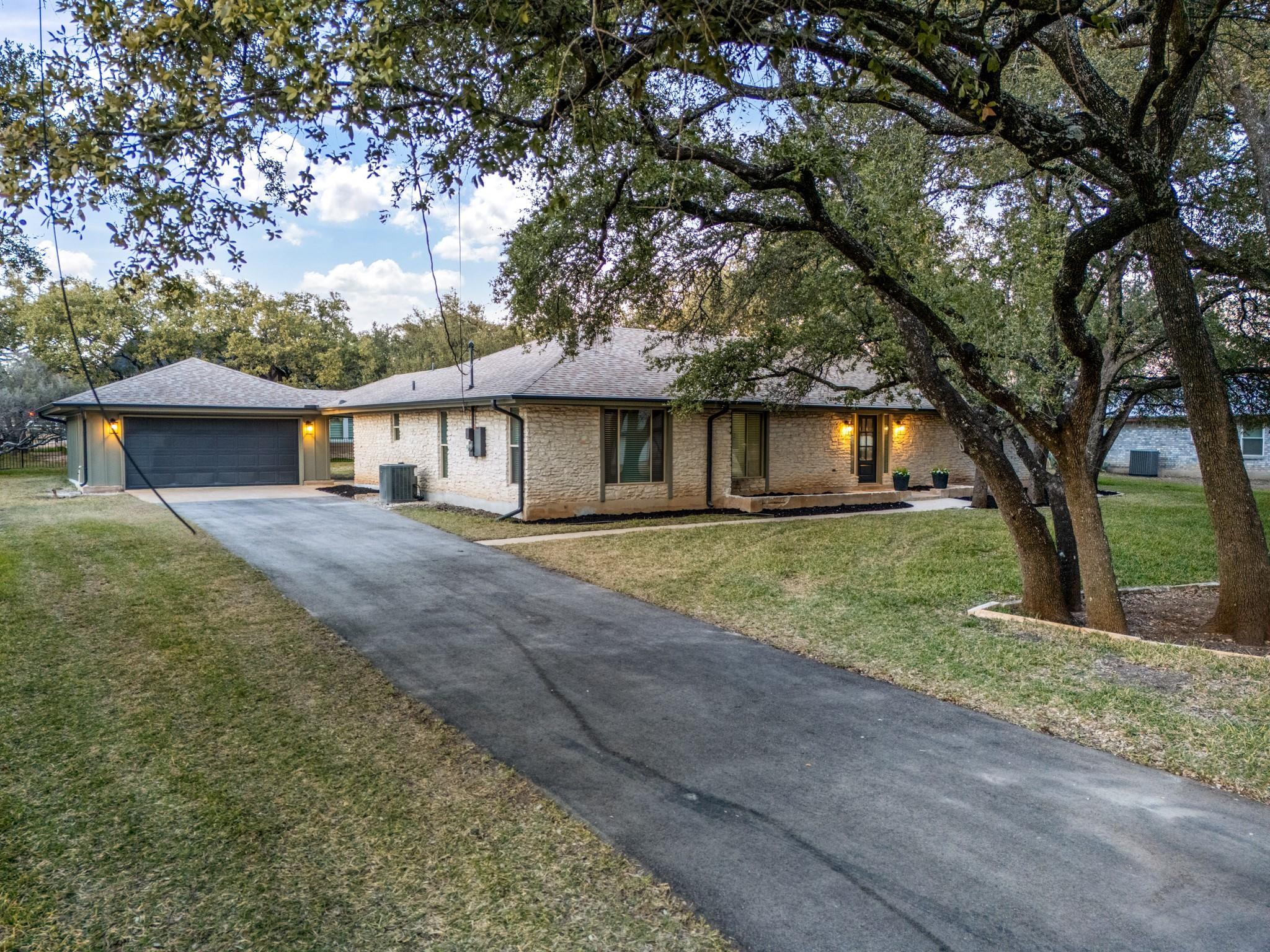 224 Clear Springs Rd, Georgetown, TX 78628