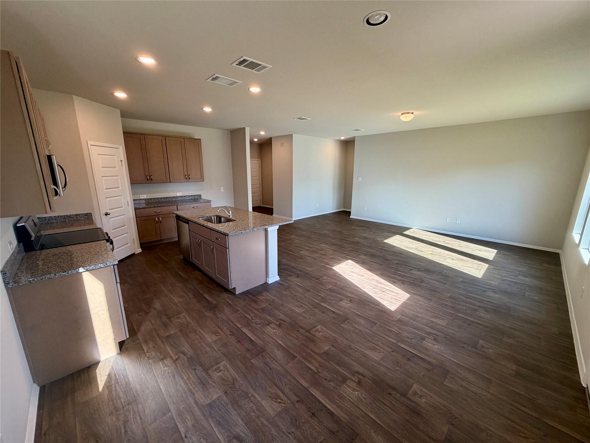 117 Rocky View Ln, Georgetown, TX 78628