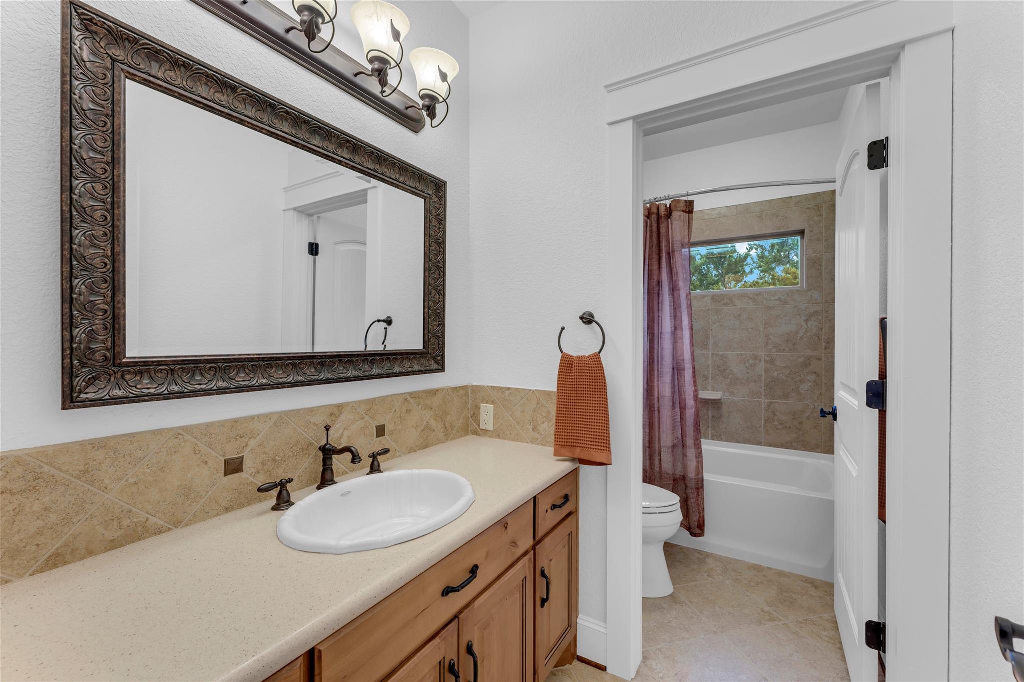 413 Rock House Dr, Liberty Hill, TX 78642