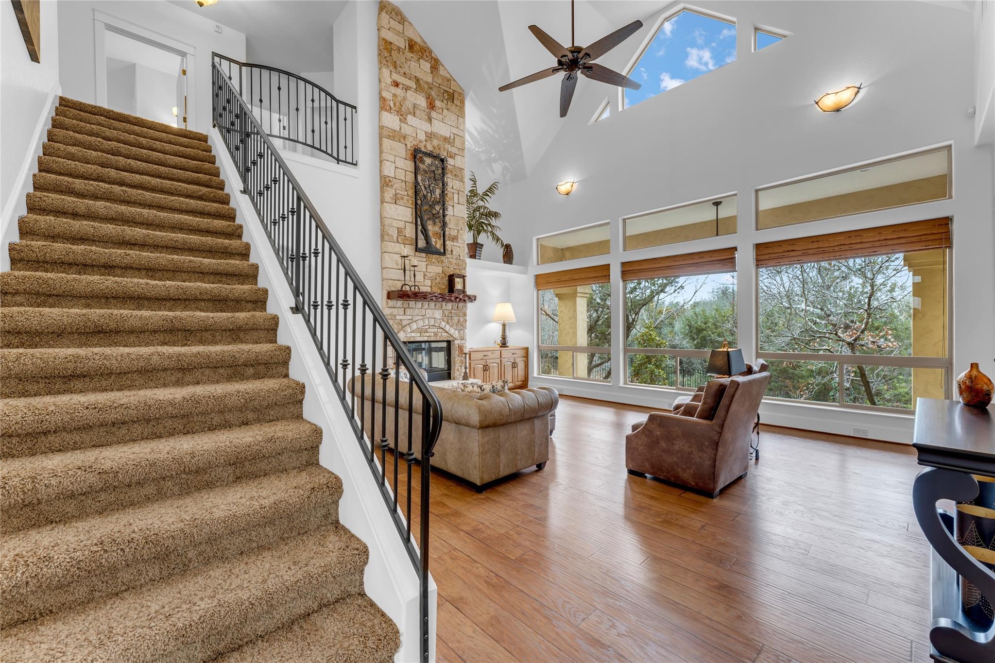 413 Rock House Dr, Liberty Hill, TX 78642