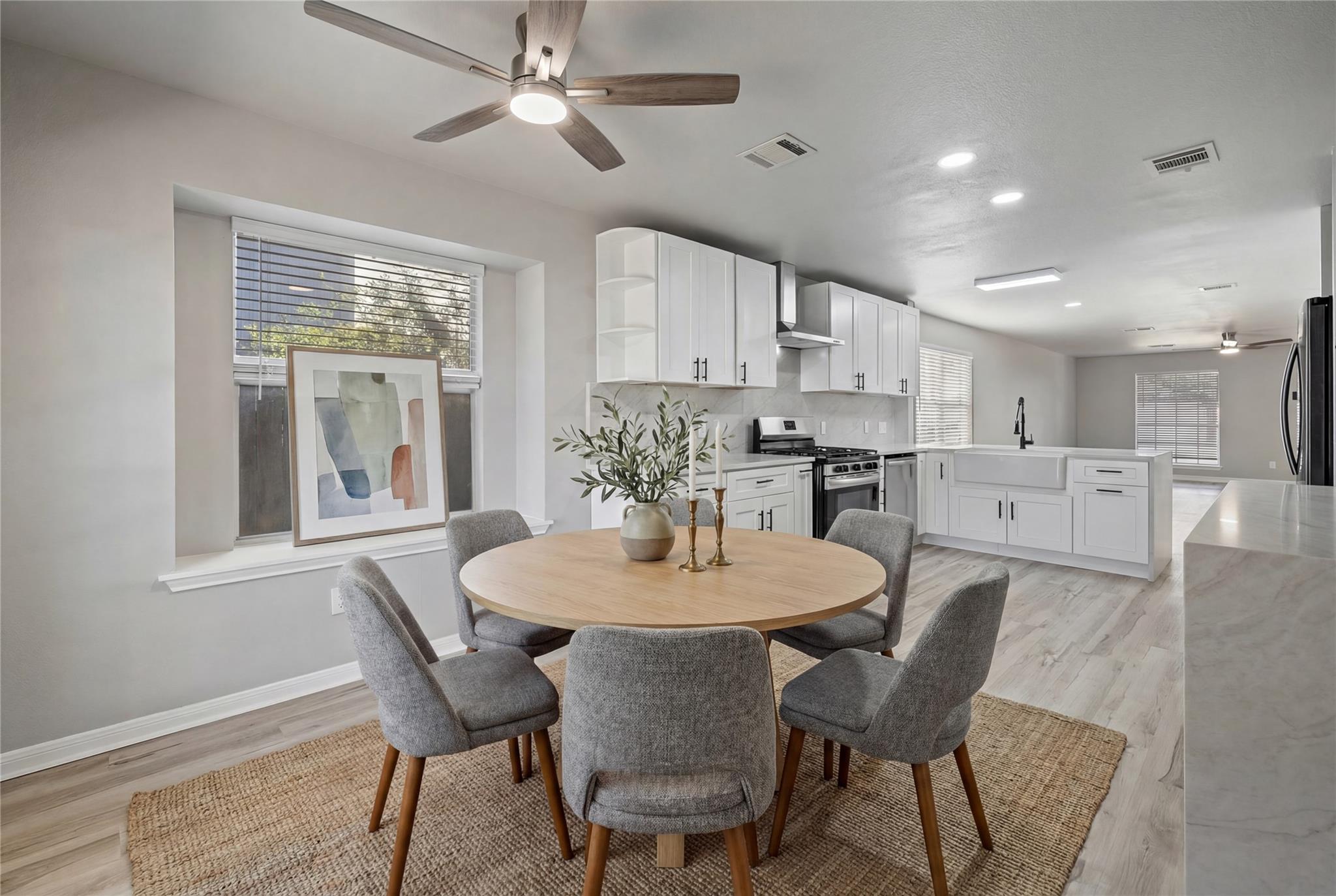 2511 Claudia Dr, Leander, TX 78641