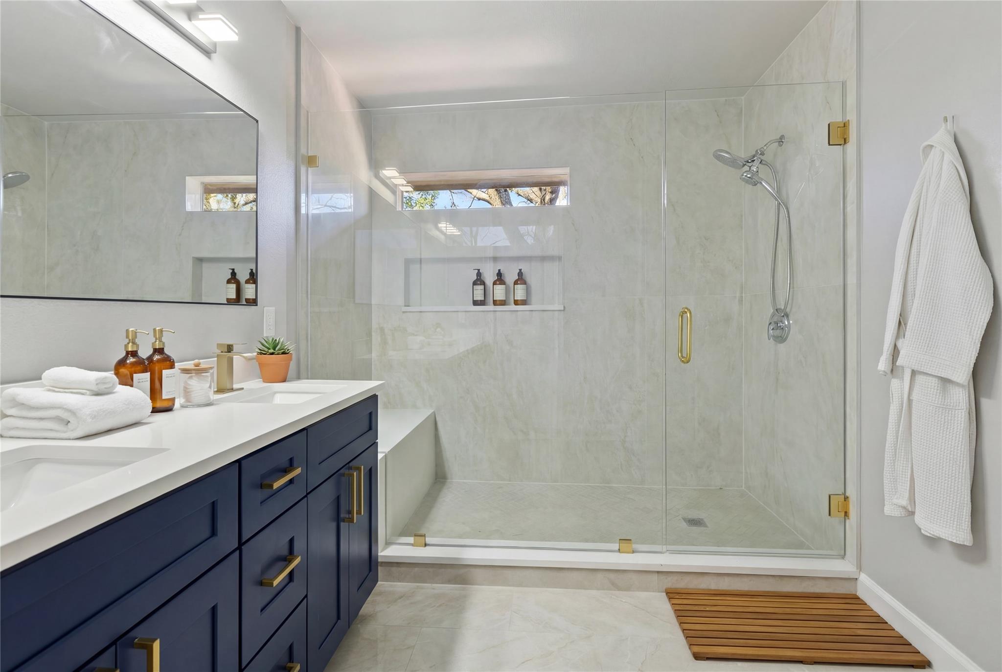 2511 Claudia Dr, Leander, TX 78641