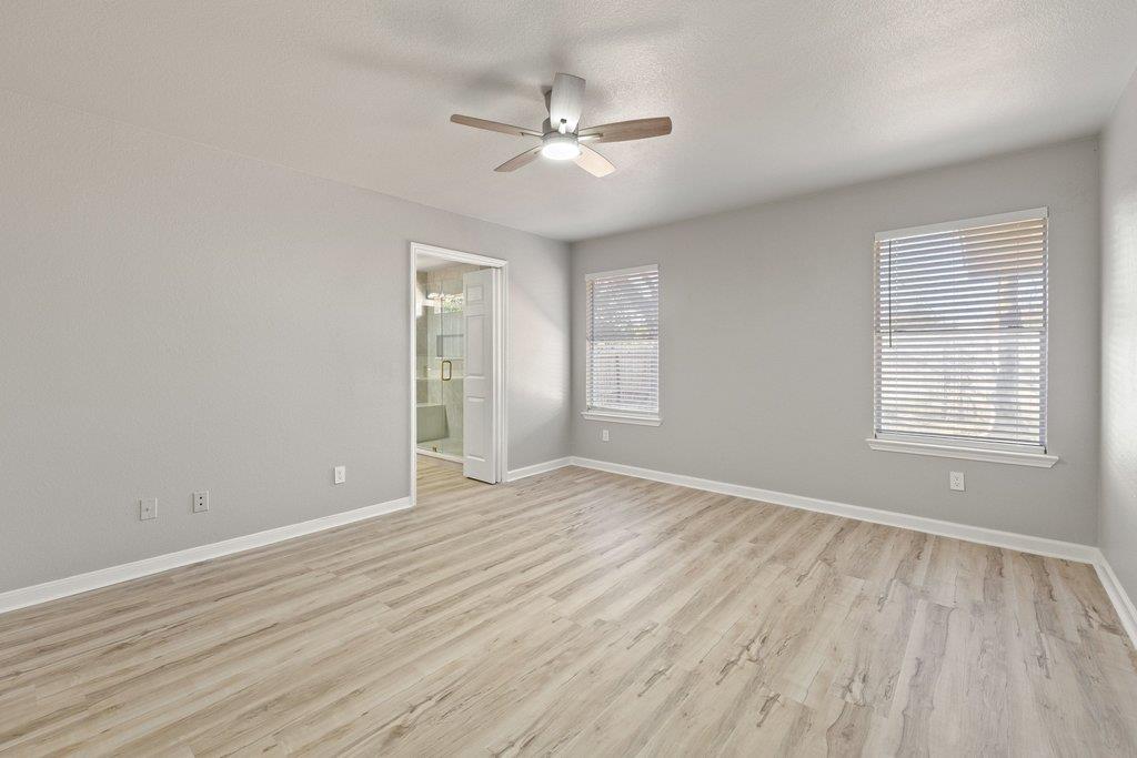 2511 Claudia Dr, Leander, TX 78641