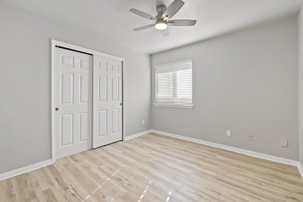 2511 Claudia Dr, Leander, TX 78641