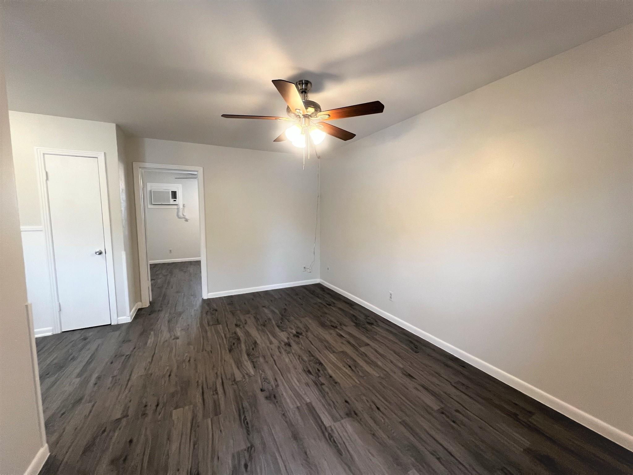 926 E Dean Keeton St # 204, Austin, TX 78705