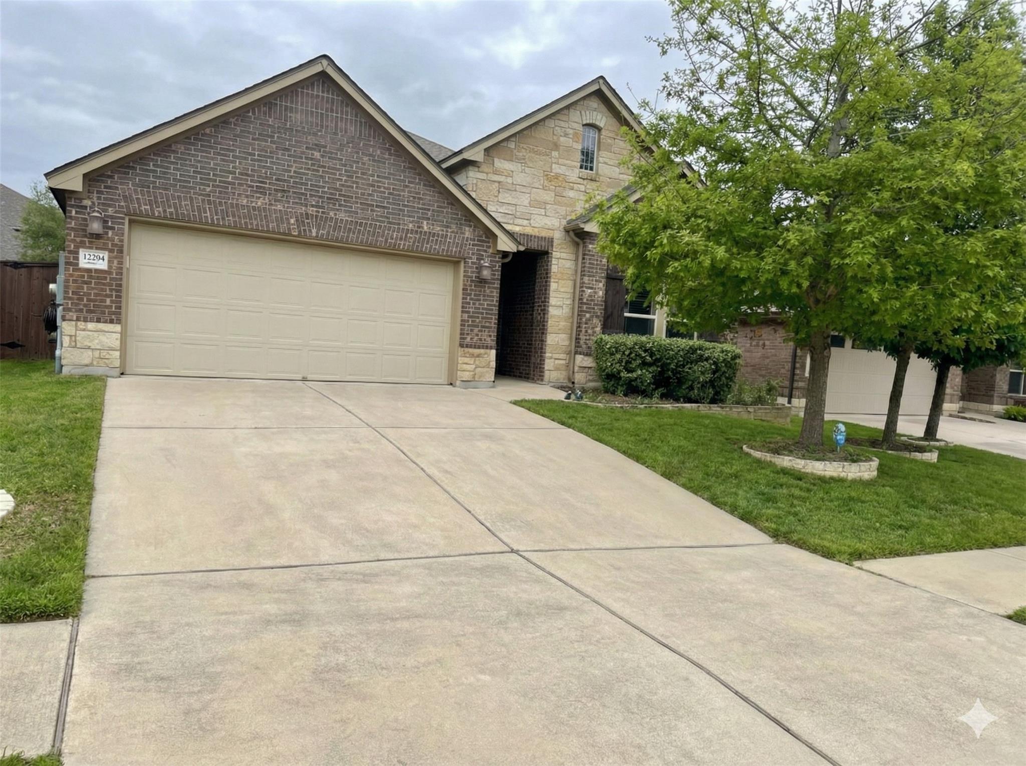 13704 Camp Comfort Ln, Austin, TX 78717