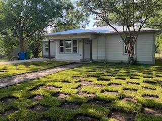 1100 Wallace St, Taylor, TX 76574