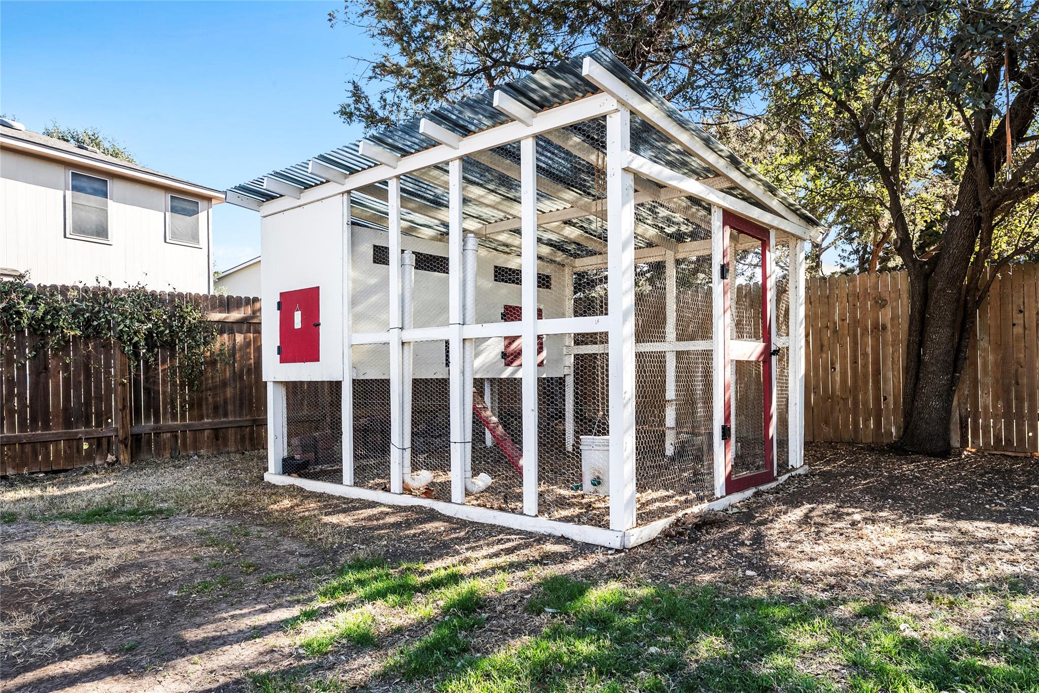 3817 Tailfeather Dr, Round Rock, TX 78681