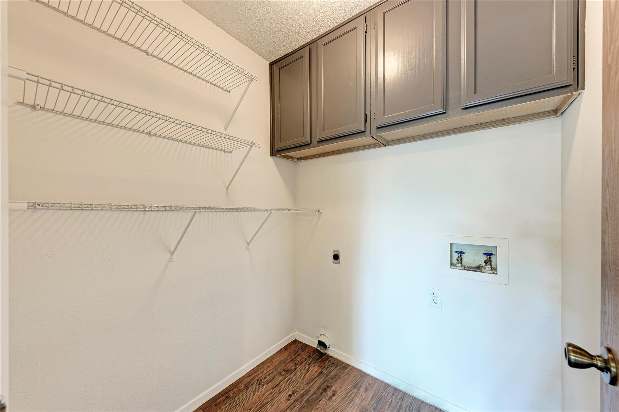 2106 Nickerson St # 203, Austin, TX 78704