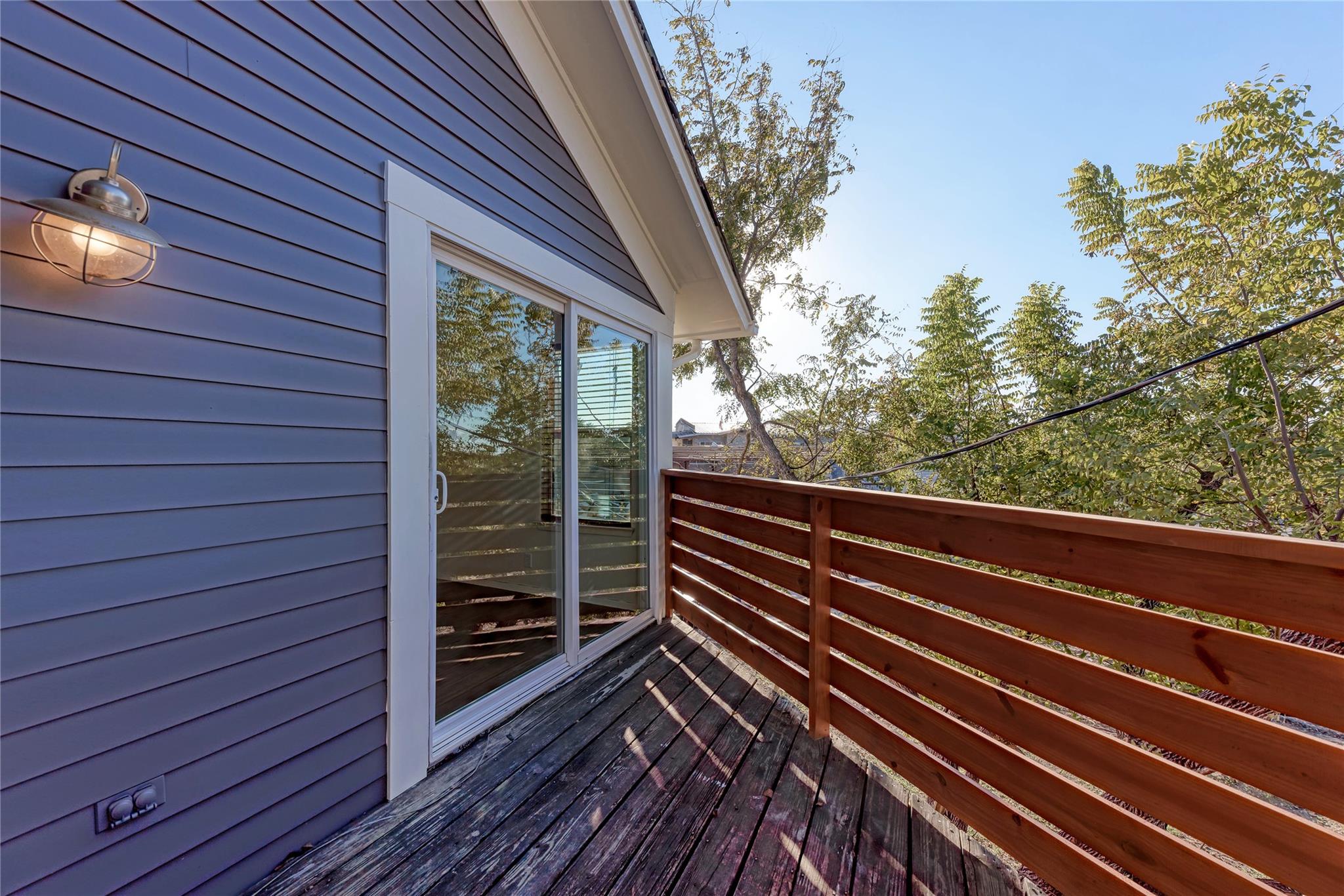 2106 Nickerson St # 203, Austin, TX 78704