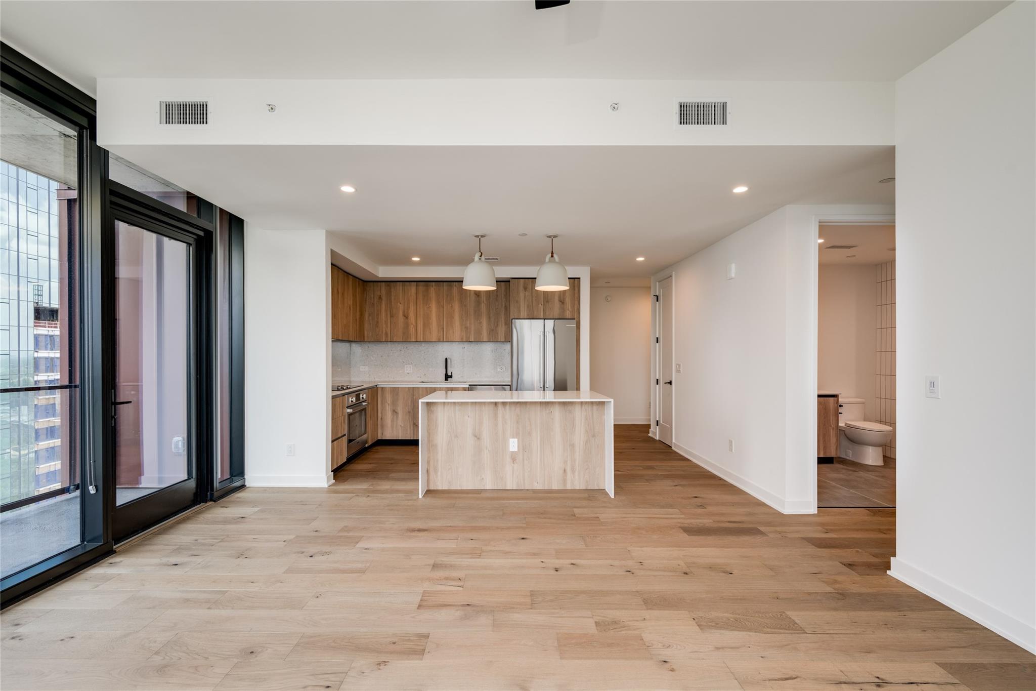 84 East Ave # 3409, Austin, TX 78701