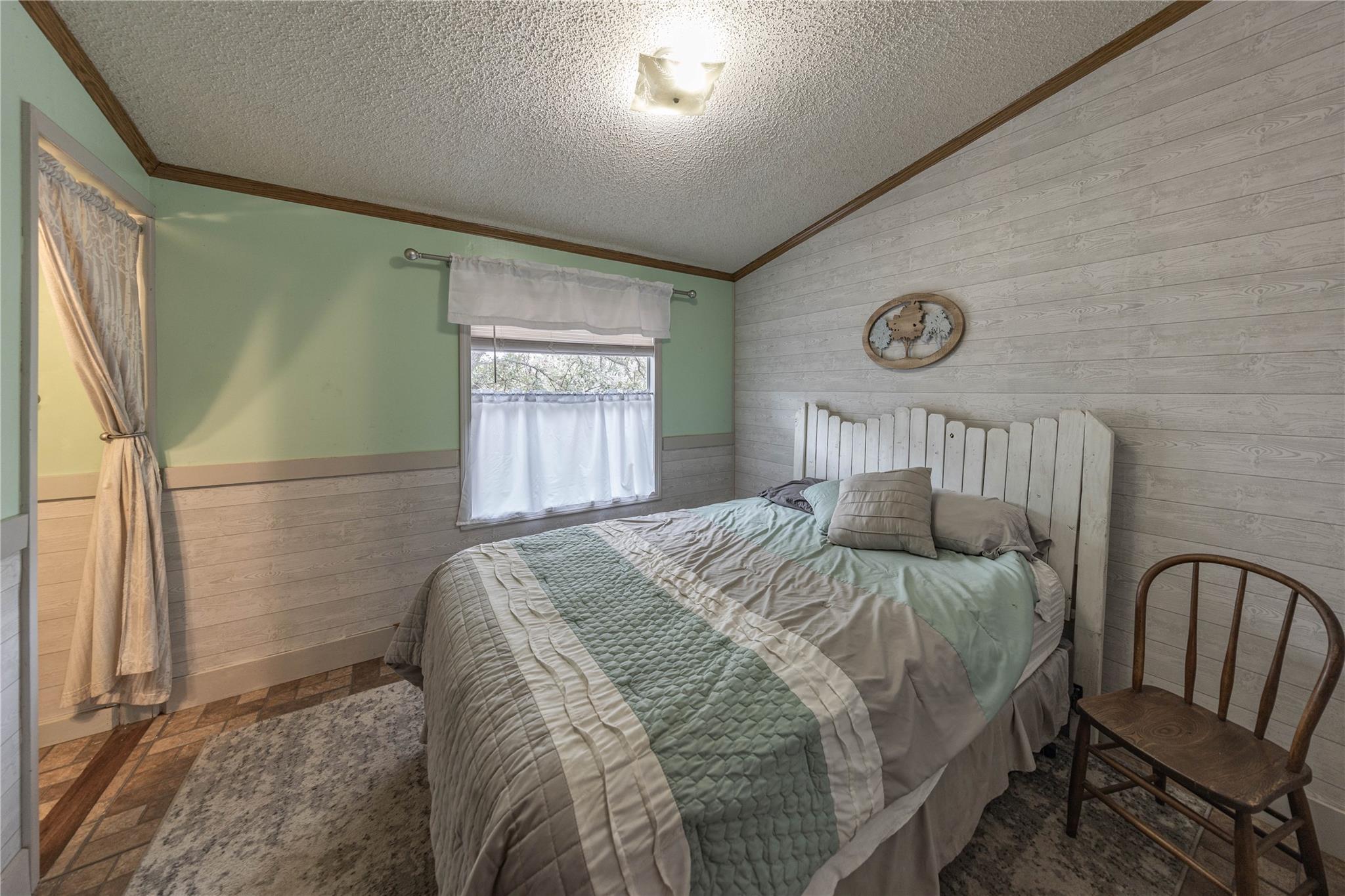 715 Bee Gee Rd, Driftwood, TX 78619