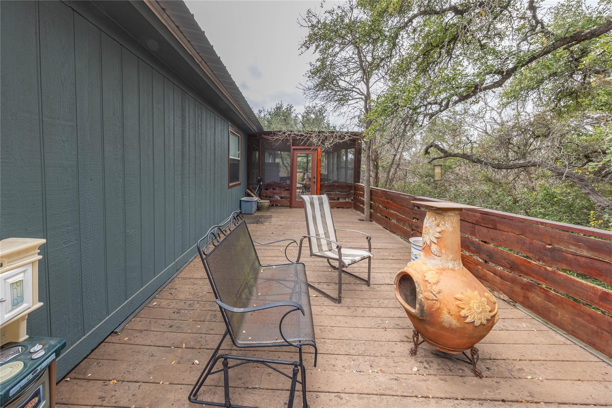 715 Bee Gee Rd, Driftwood, TX 78619