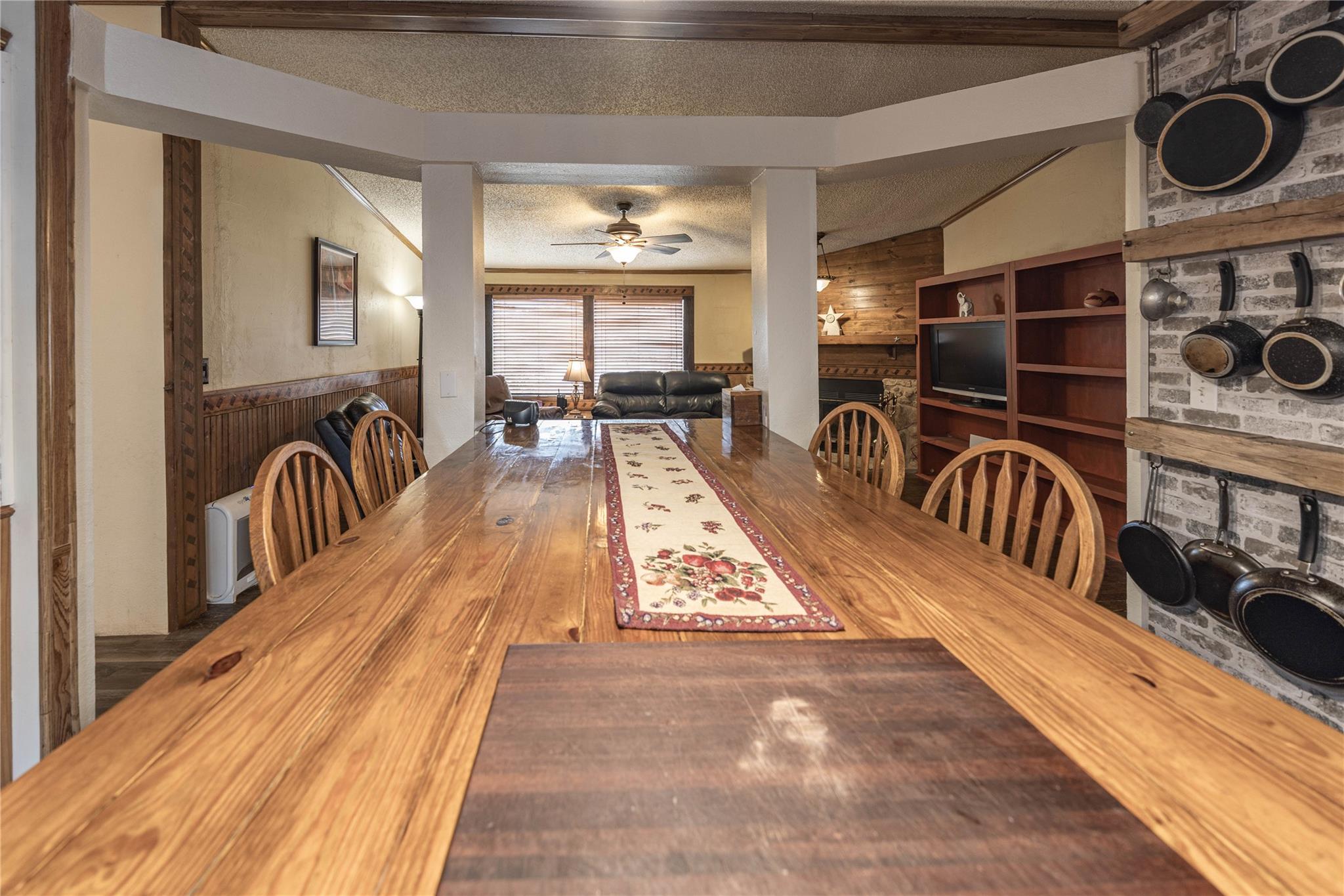 715 Bee Gee Rd, Driftwood, TX 78619