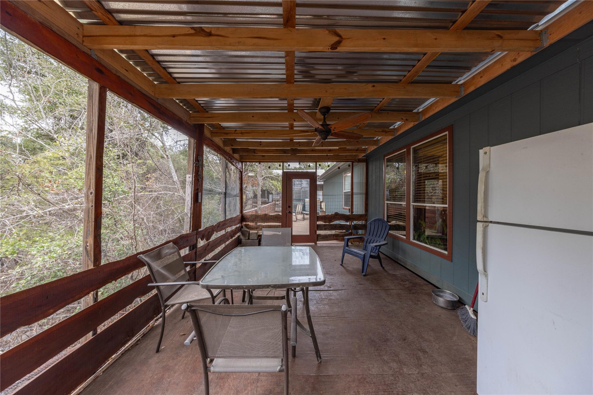 715 Bee Gee Rd, Driftwood, TX 78619