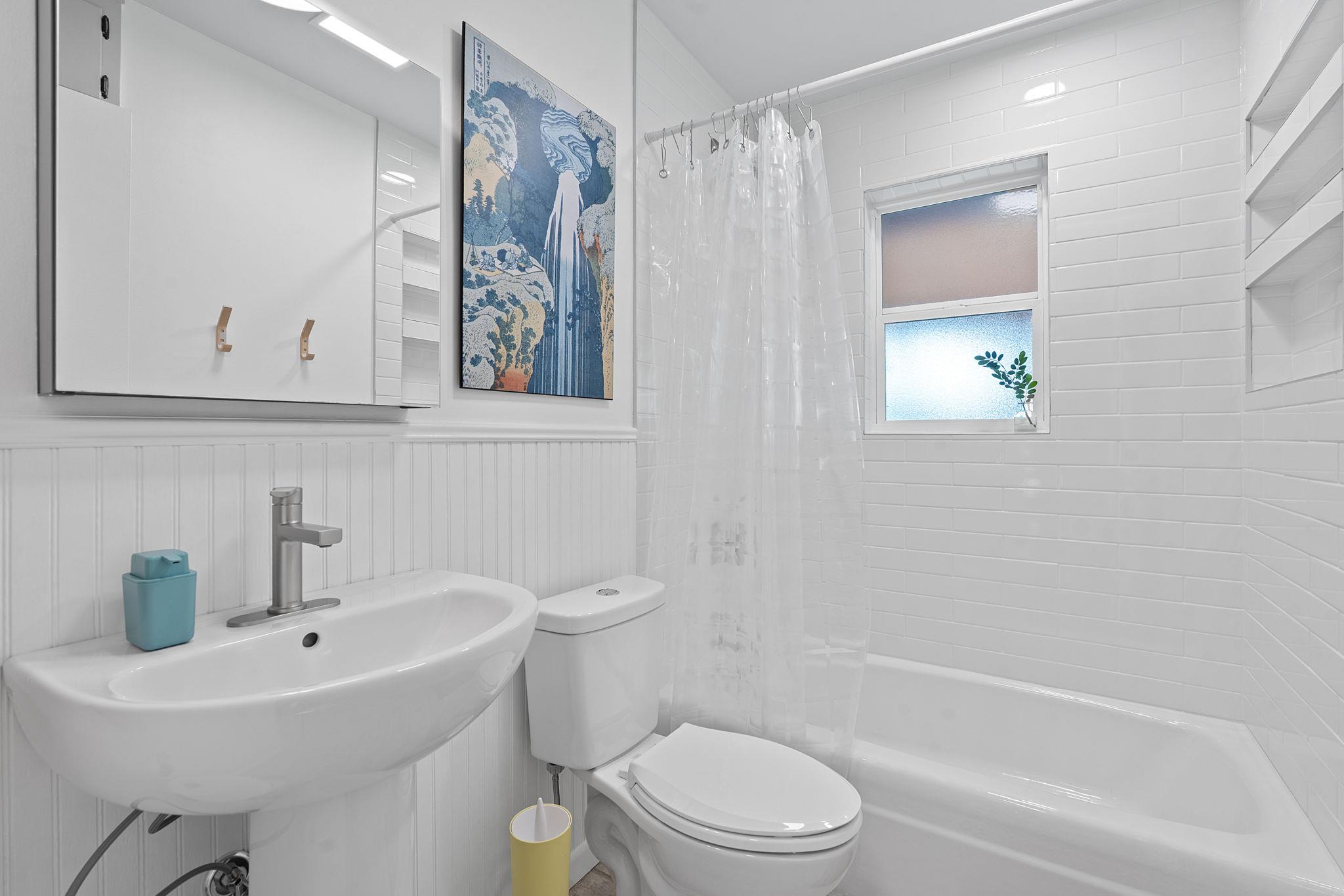 8801 Redfield Ln, Austin, TX 78758