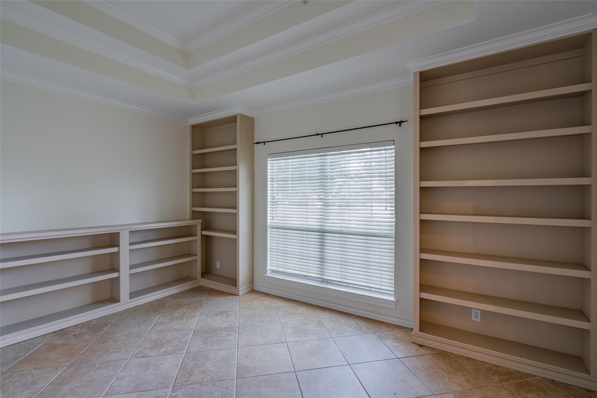 14 SERENA St, San Antonio, TX 78248