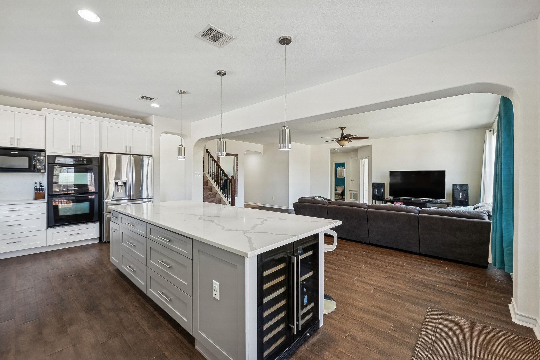 615 Whistlers Walk Trl, Cedar Park, TX 78613