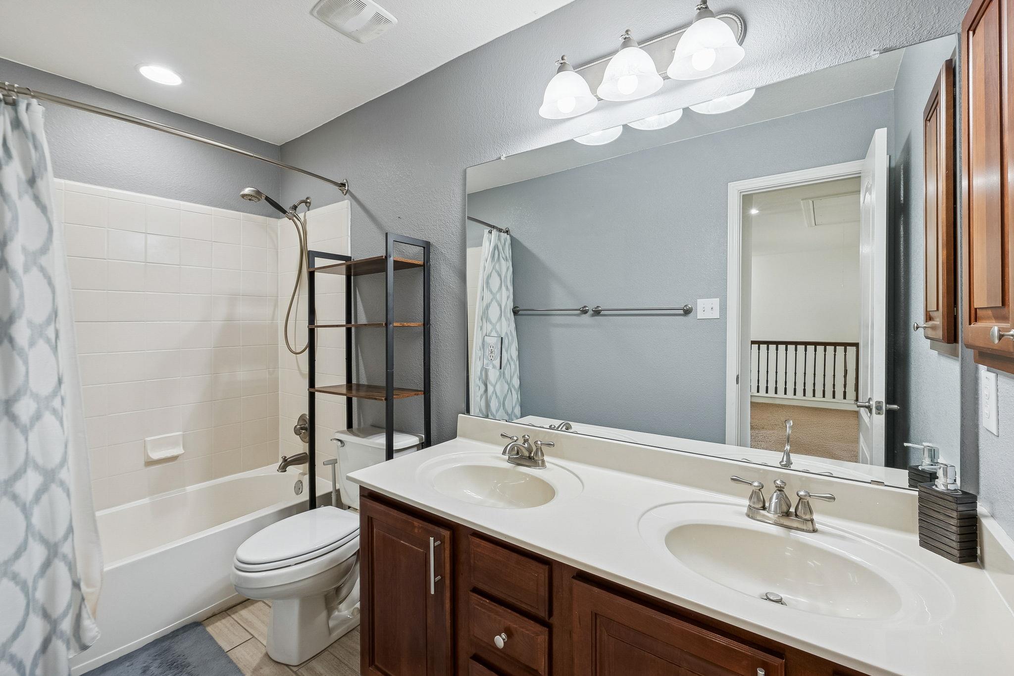 615 Whistlers Walk Trl, Cedar Park, TX 78613