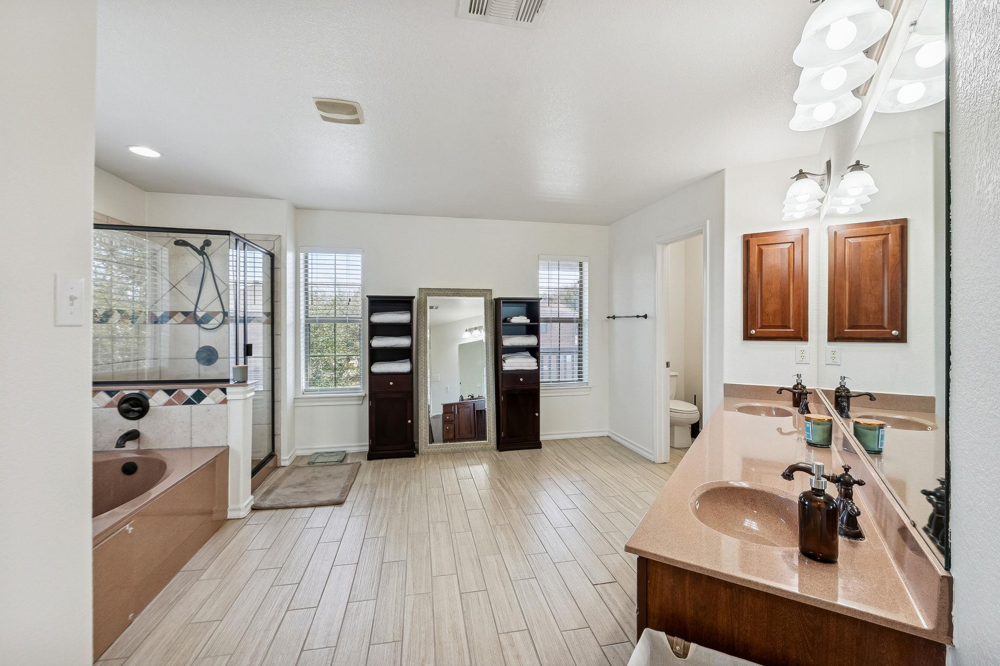 615 Whistlers Walk Trl, Cedar Park, TX 78613