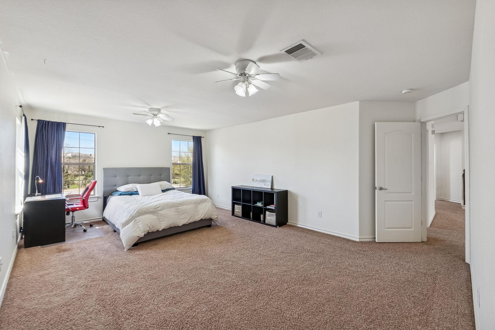 615 Whistlers Walk Trl, Cedar Park, TX 78613