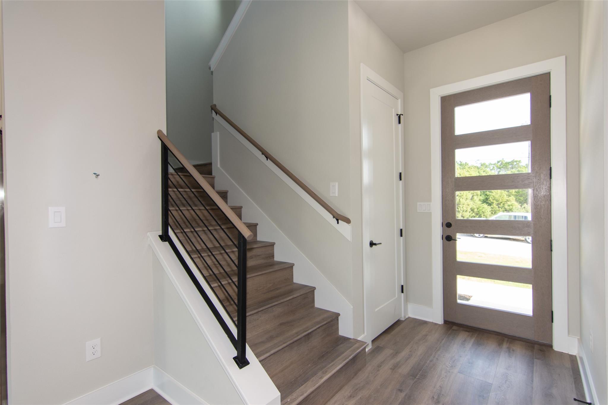 2804 Lawrence Dr, Austin, TX 78734