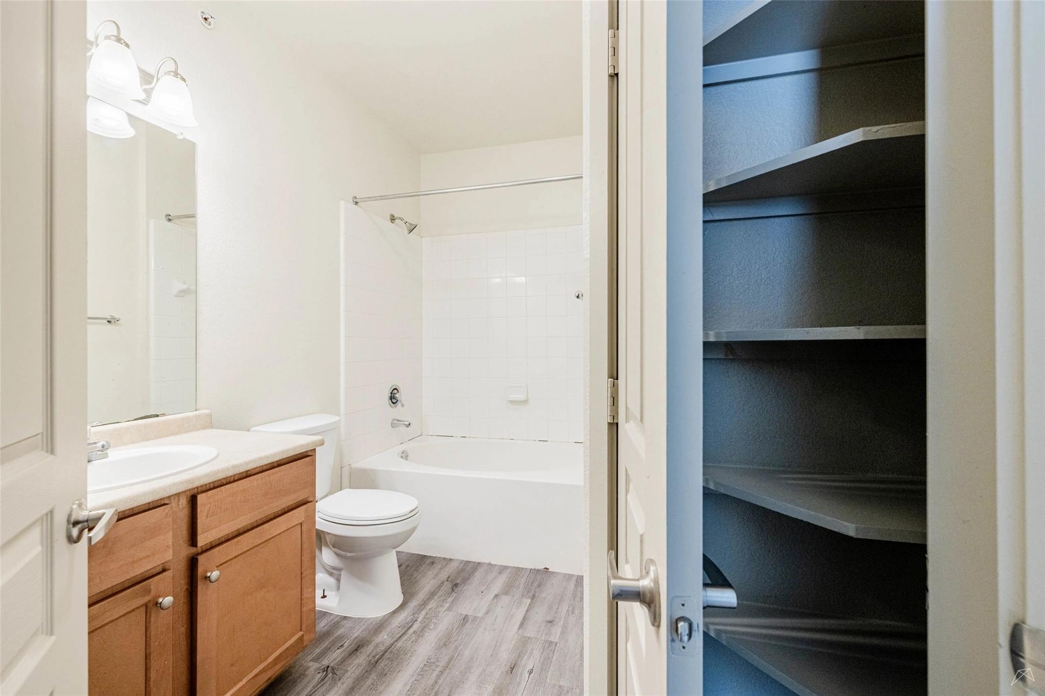 8515 S Interstate 35 Rd # 12233, Austin, TX 78744