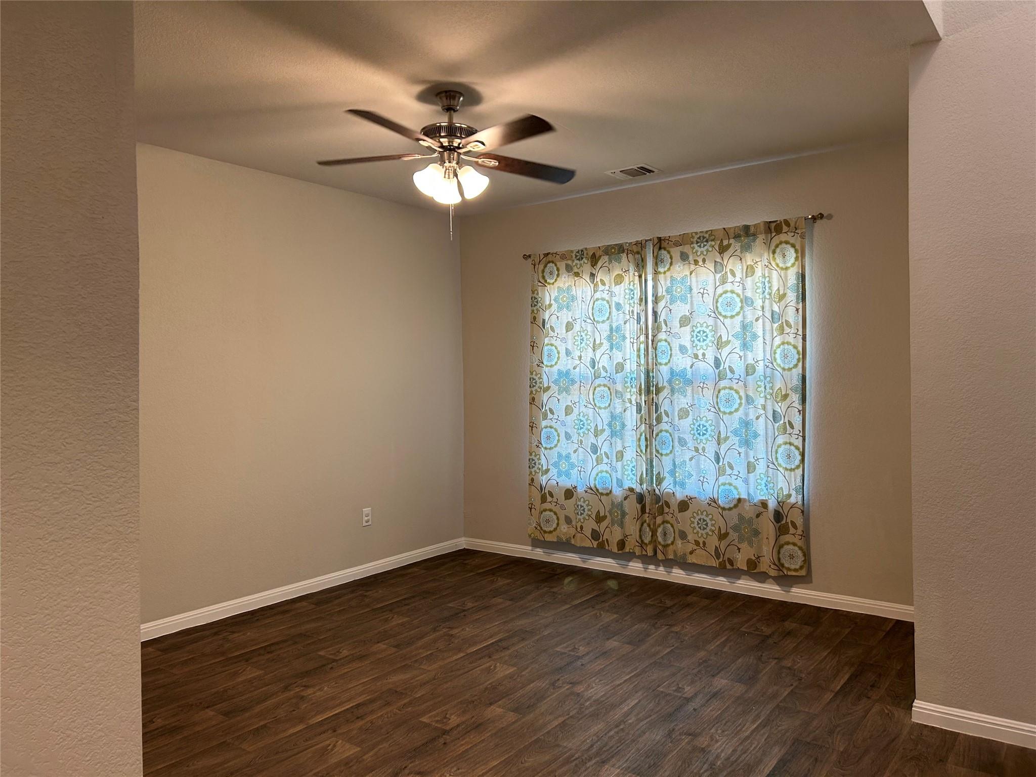 2212 Baugh Rd, Austin, TX 78754