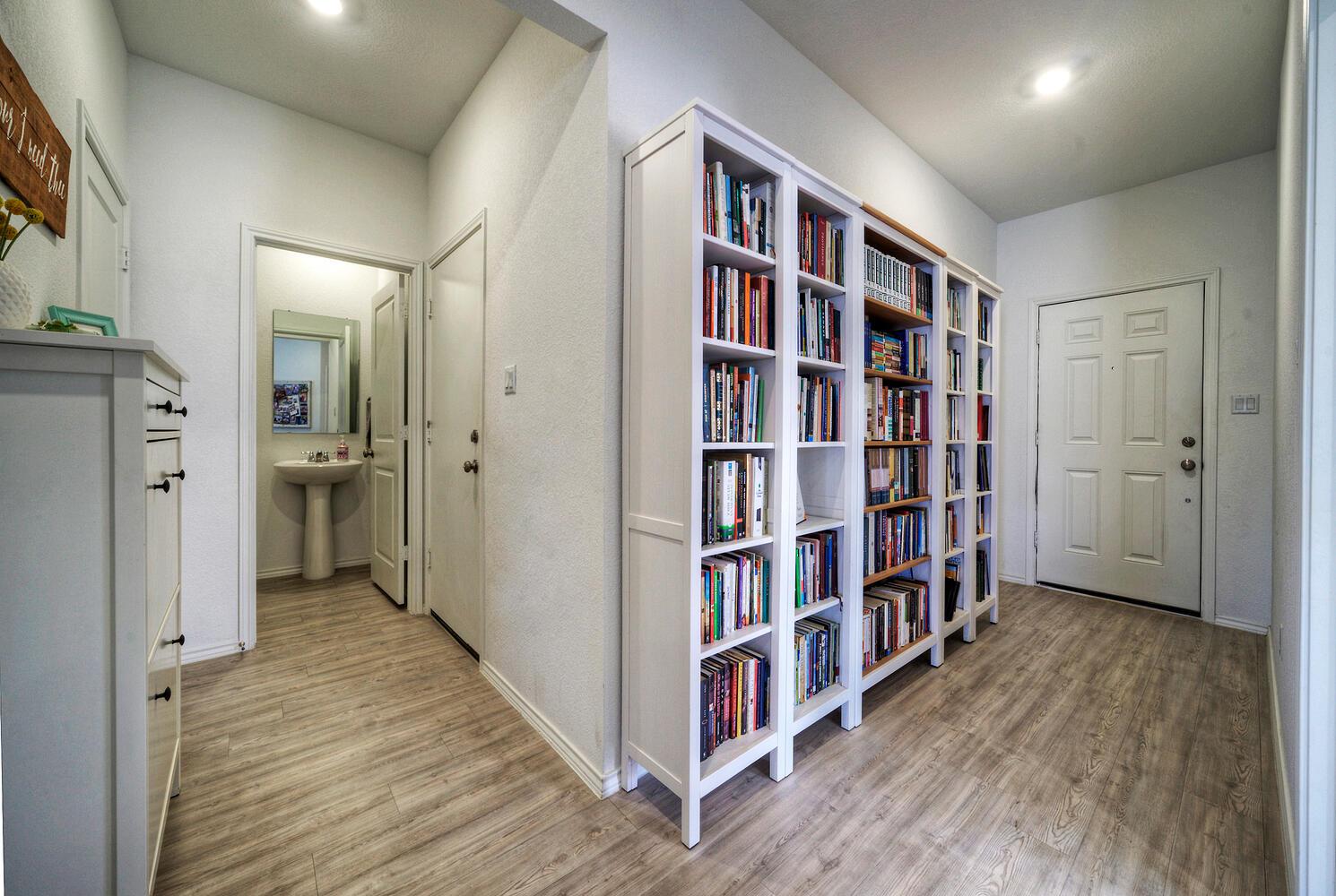 1200 Acorn Oak Dr, Georgetown, TX 78628