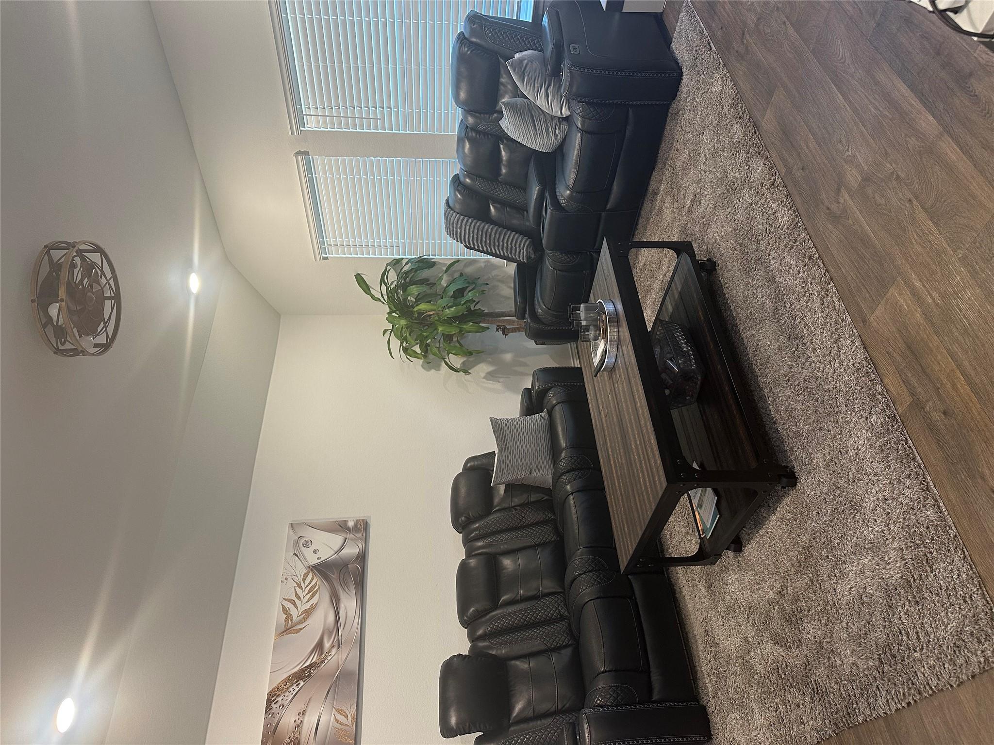 519 Sandringham Loop, Kyle, TX 78640