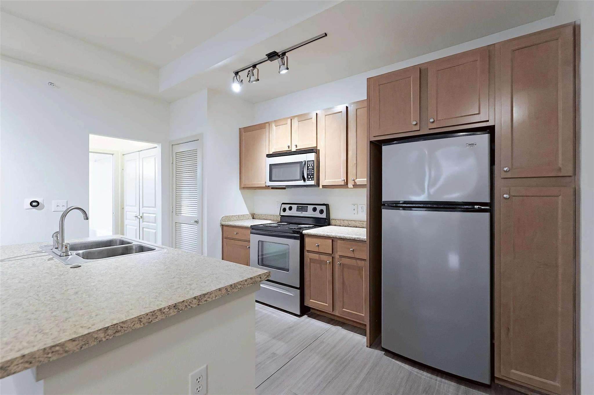 8515 S Interstate 35 Rd # 13210, Austin, TX 78744