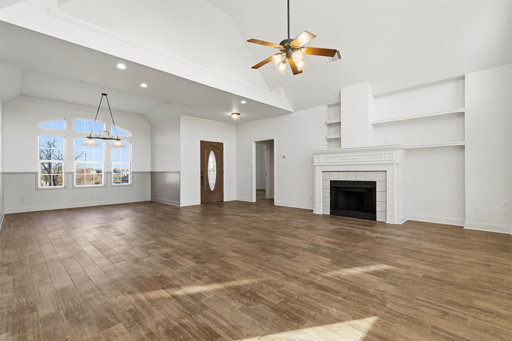 336 Crest Circle Dr, San Marcos, TX 78666