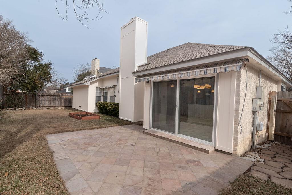 1012 Parrot Trl, Round Rock, TX 78681