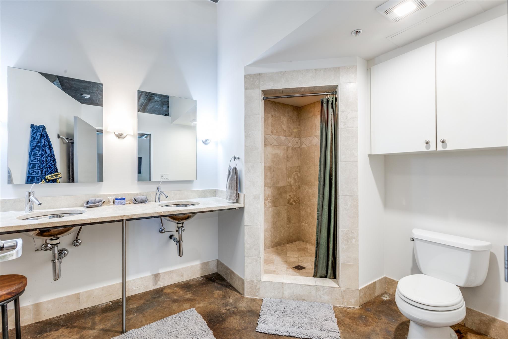 311 W 5th St # 704, Austin, TX 78701