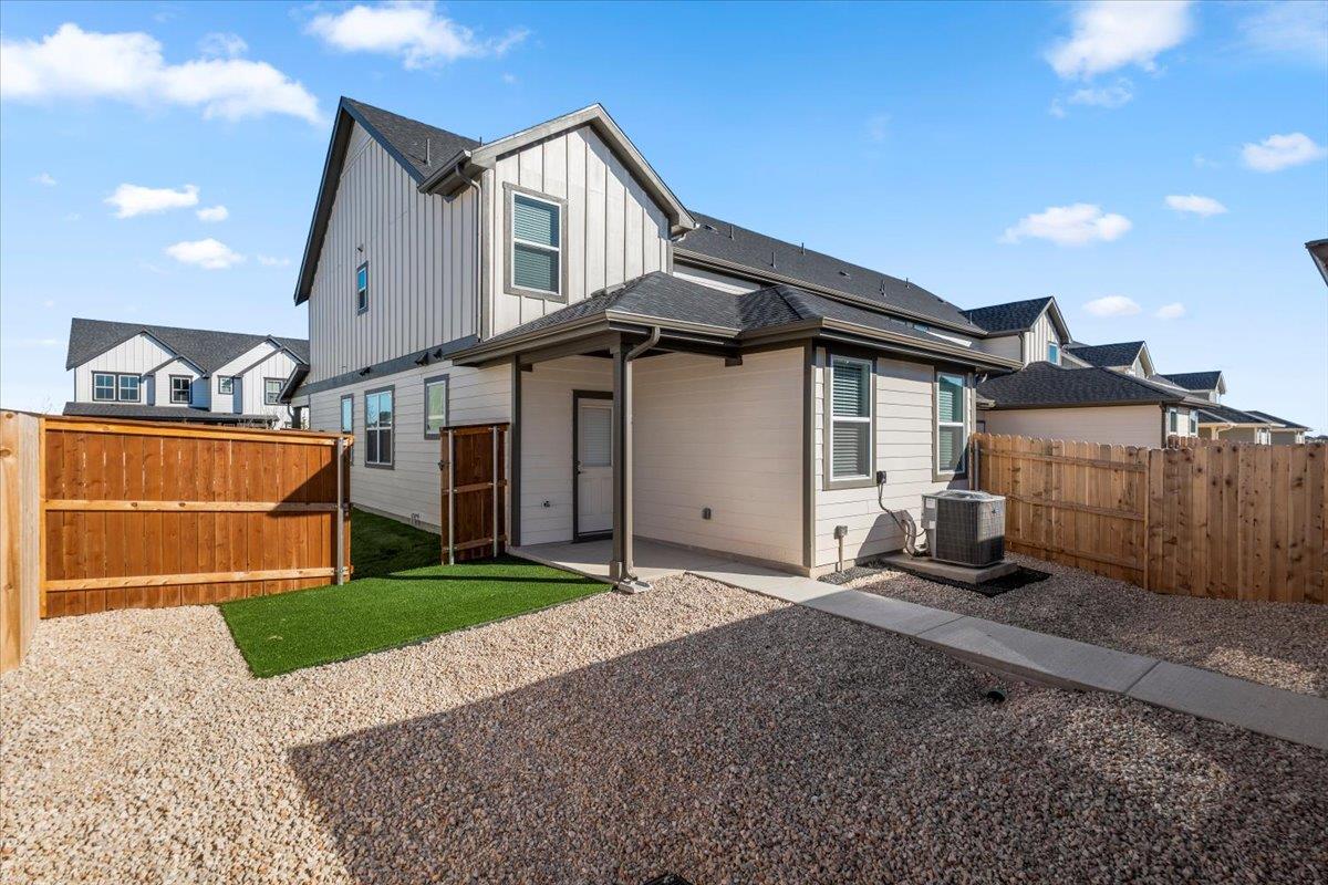 2520 Ophelia Levi Ln, Round Rock, TX 78665