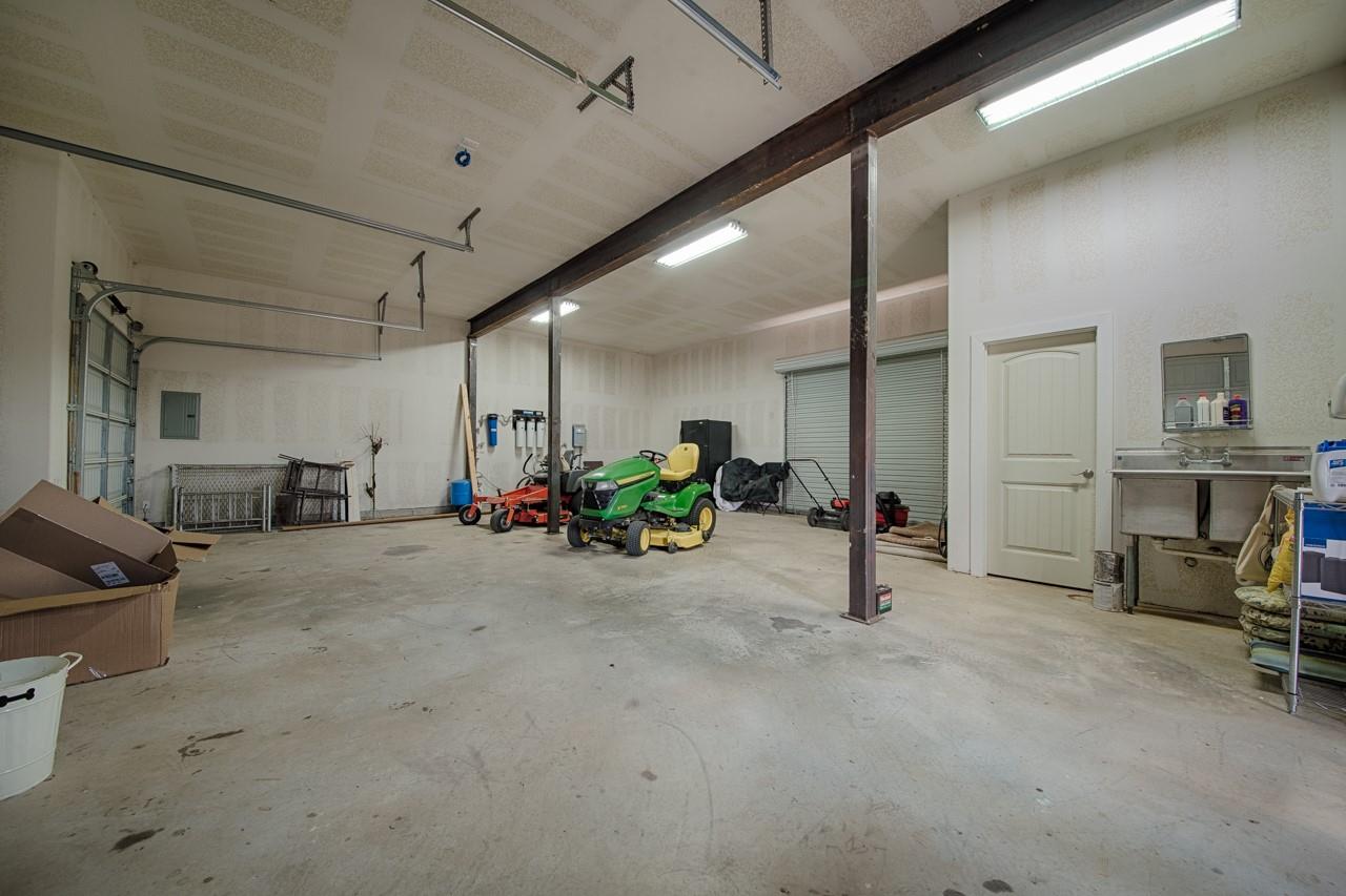 348 Chimney Cove Dr, Marble Falls, TX 78654