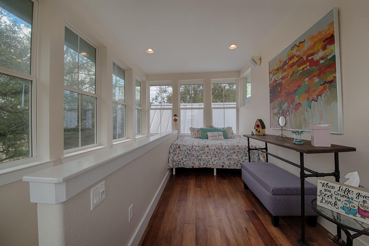 348 Chimney Cove Dr, Marble Falls, TX 78654