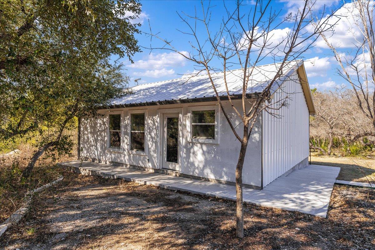 2505 Pace Bend Rd S, Spicewood, TX 78669
