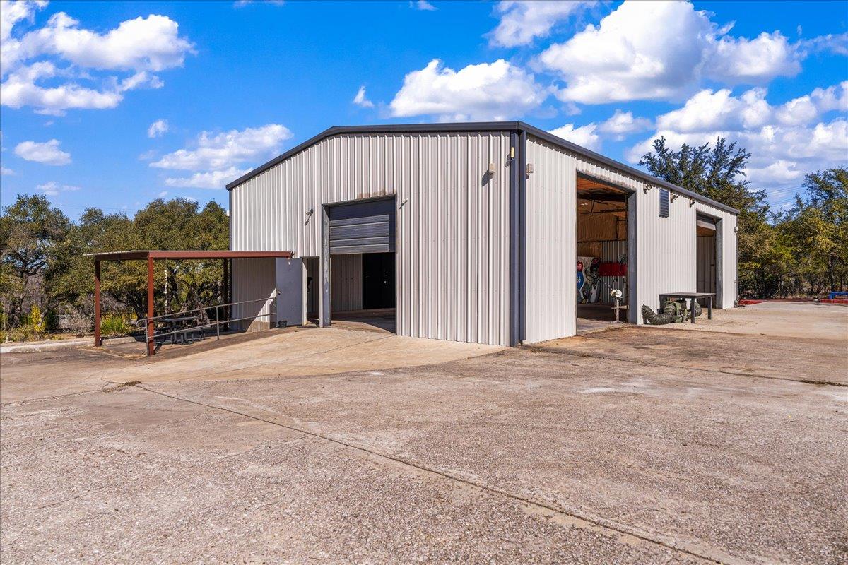 2505 Pace Bend Rd S, Spicewood, TX 78669