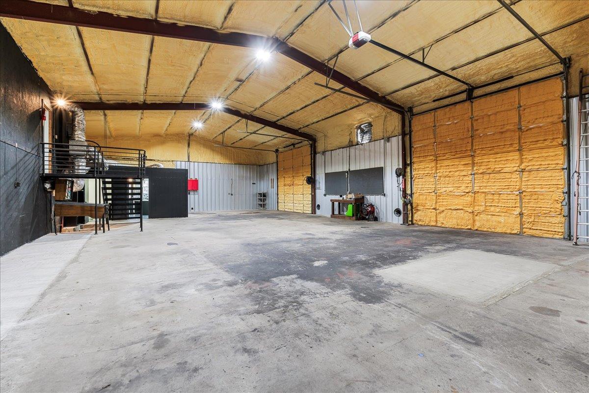 2505 Pace Bend Rd S, Spicewood, TX 78669